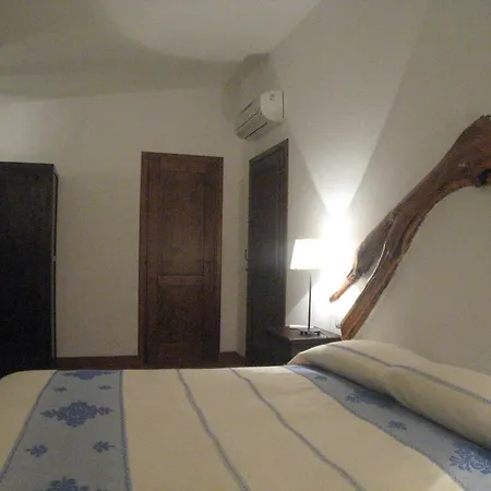 Il Vecchio Ginepro Bed & Breakfast *