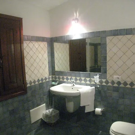 Oda ve Kahvaltı Il Vecchio Ginepro Arzachena